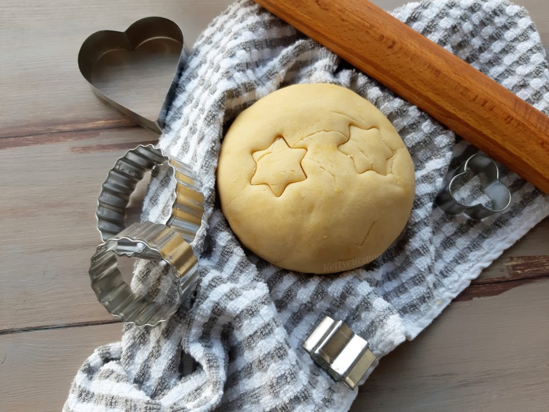 PASTA FROLLA ALL’OLIO SENZA RIPOSO IN FRIGO