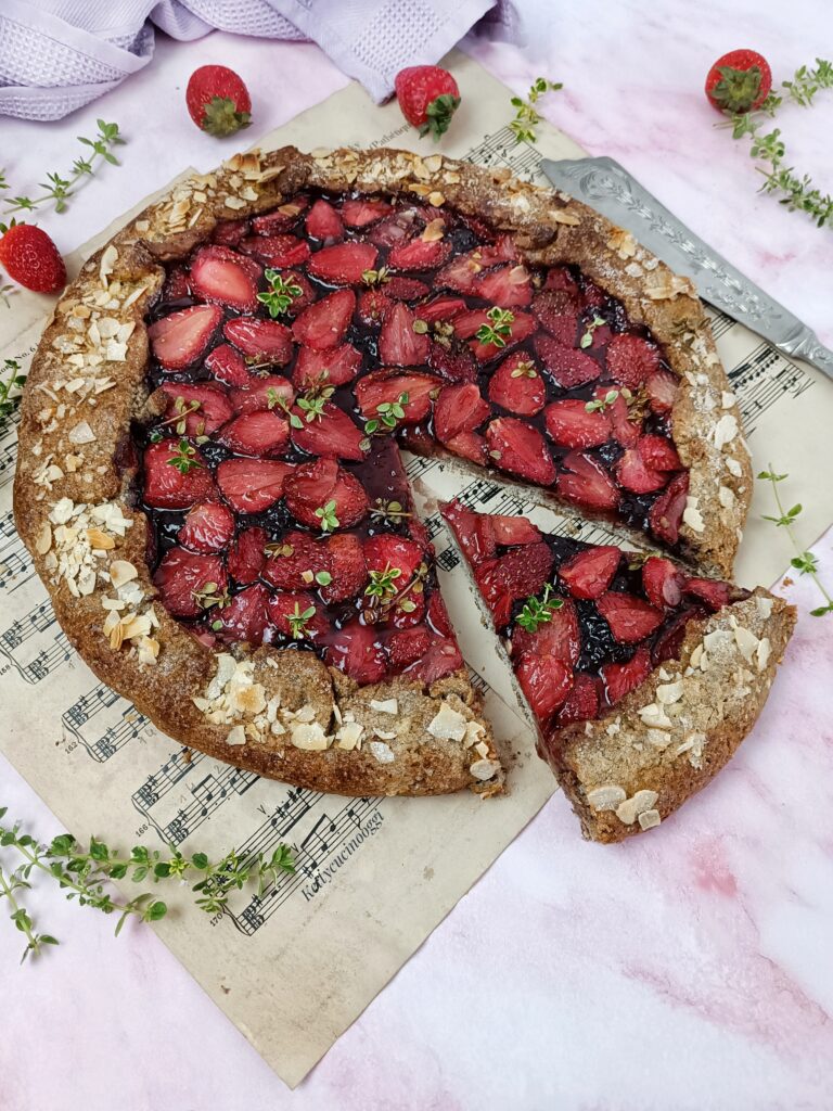 GALETTE CON FRAGOLE E TIMO LIME