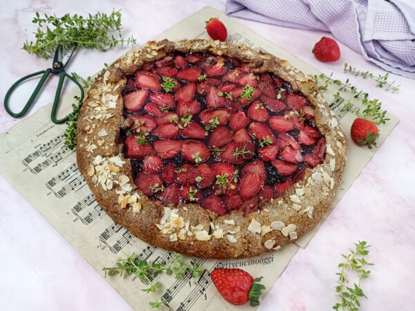 GALETTE CON FRAGOLE E TIMO LIME: LA RICETTA