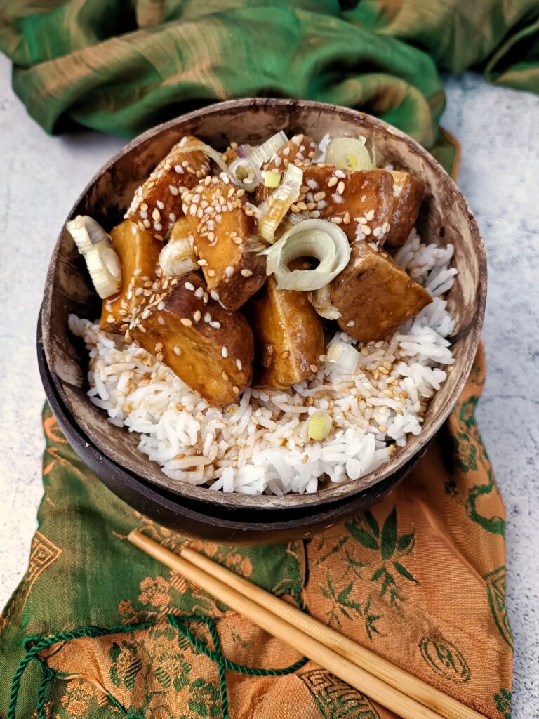 TOFU IN AGRODOLCE CON RISO BASMATI