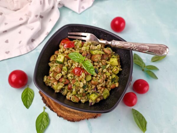 INSALATA DI FARRO ESTIVA: LA RICETTA