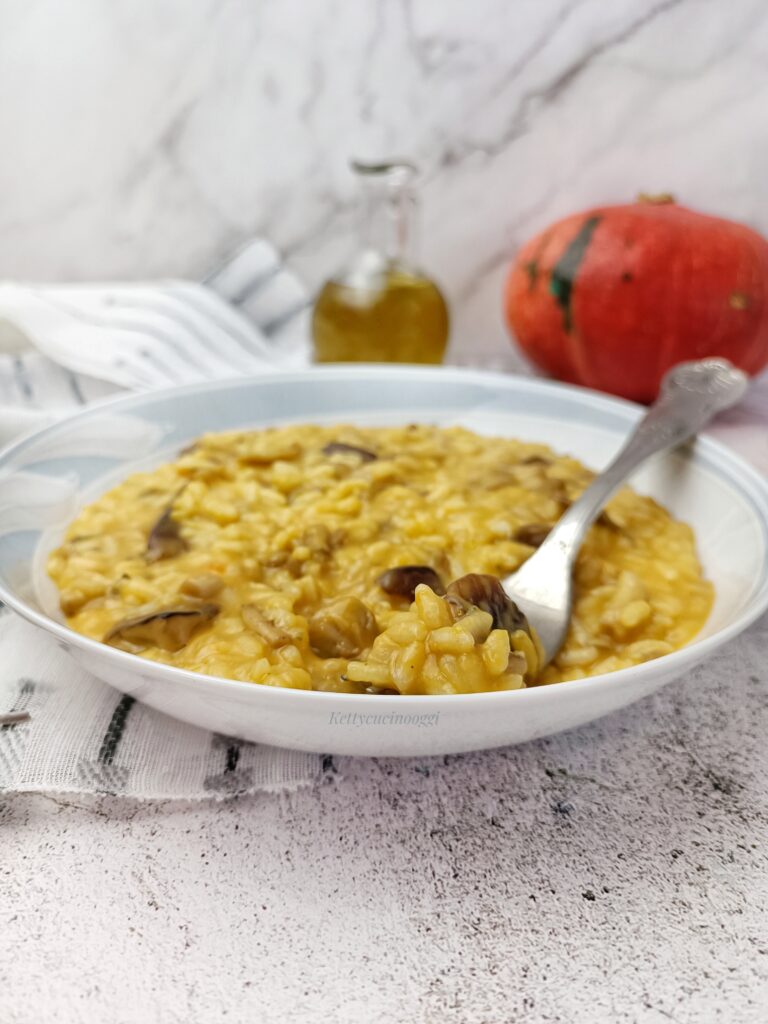 RISOTTO ALLA ZUCCA PORCINI E GORGONZOLA