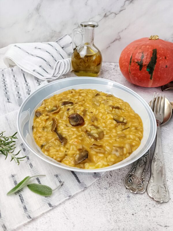 Il nostro risotto cremoso è pronto da portare in tavola.